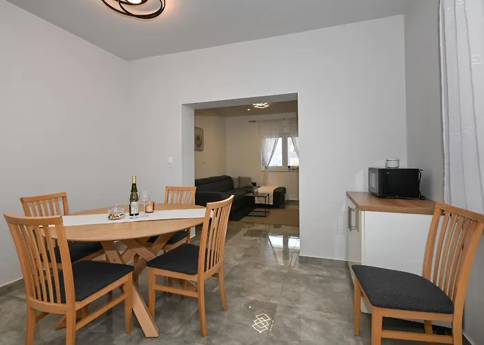 M Апартаменты Задар