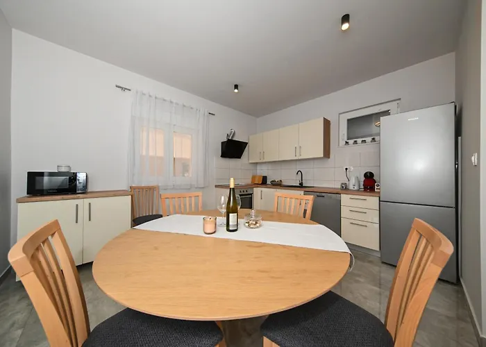 M Апартаменты Задар